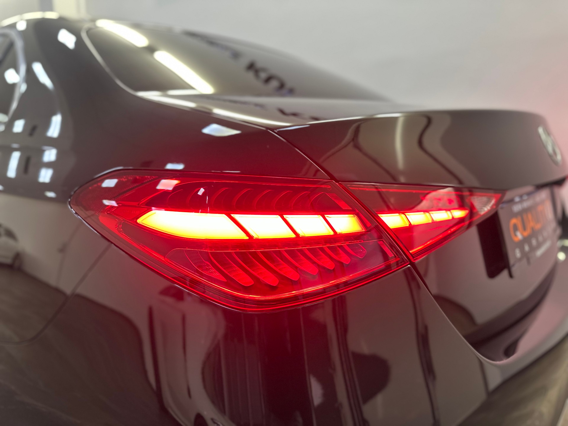 MERCEDES-BENZ C 200 4Matic Avantgarde-image-6