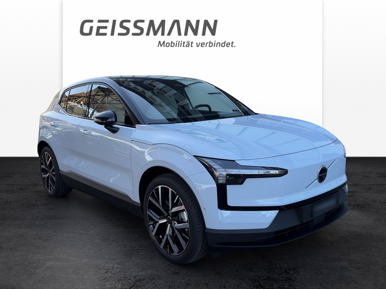 VOLVO EX30 E60 Twin Ultra Performance AWD-showroom-element-1