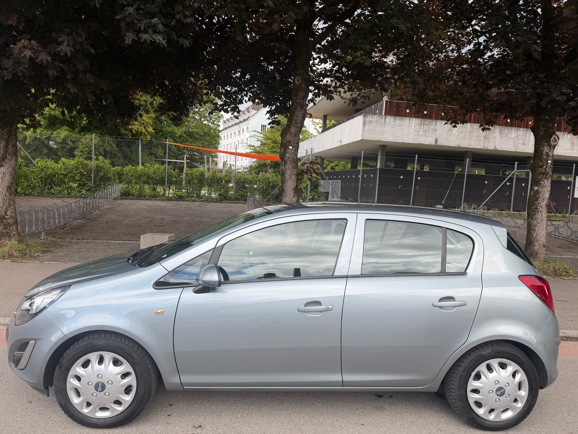 OPEL Corsa 1.4 TP Color Edition-image-6