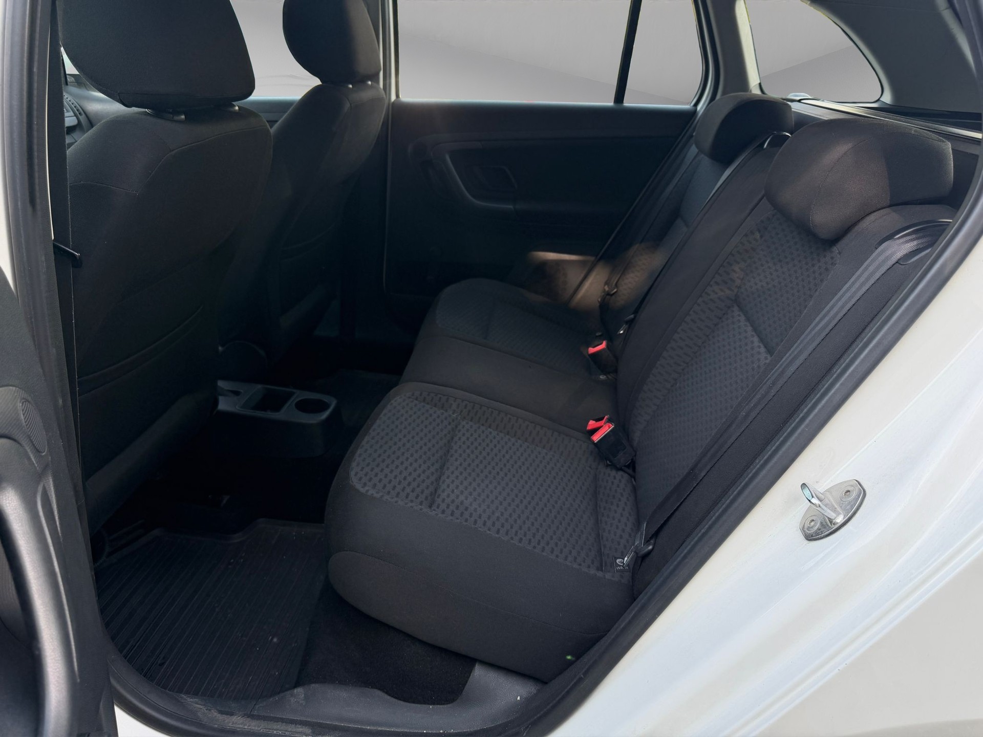 SKODA Fabia 1.2 TSI Family-image-14