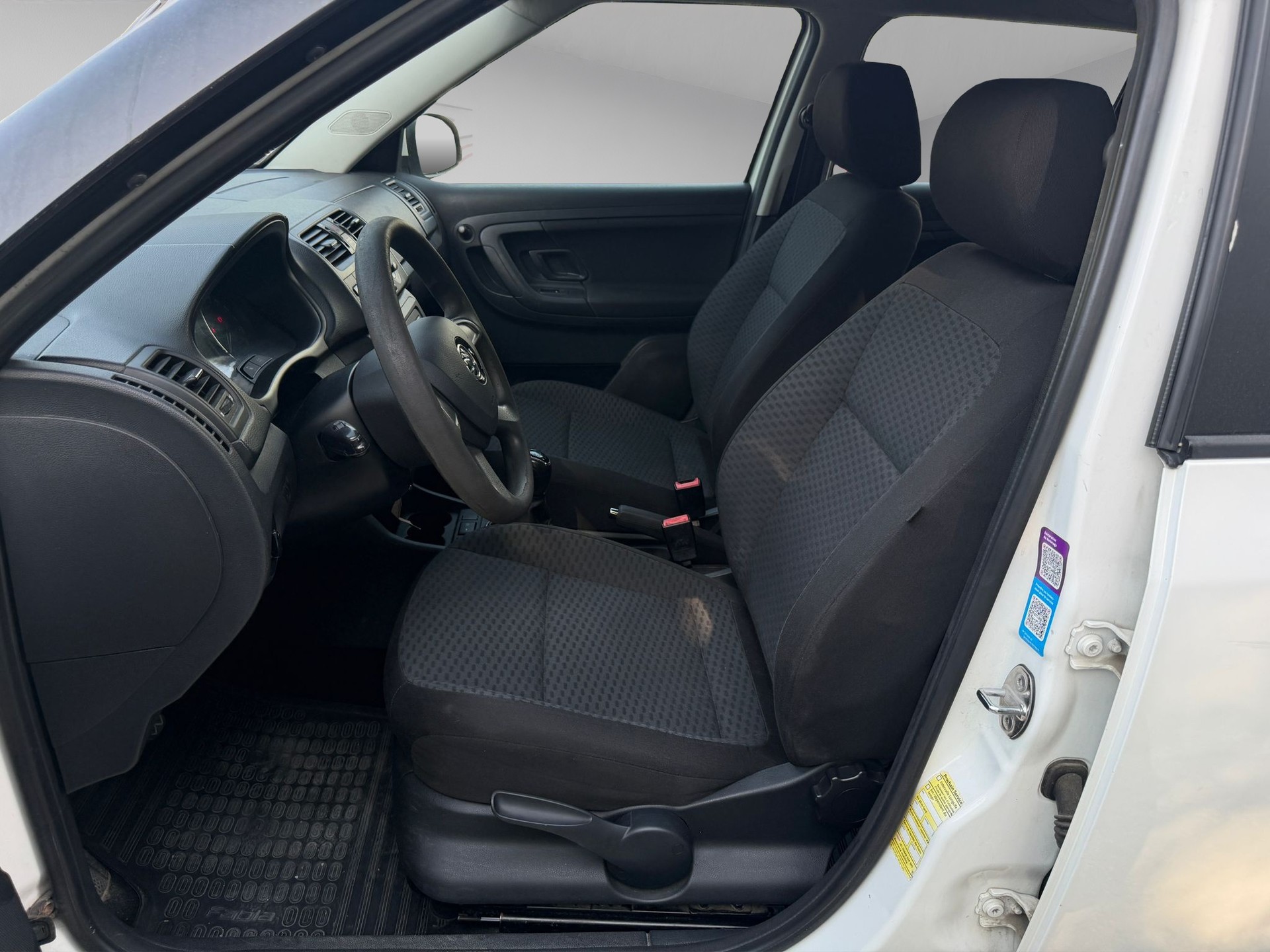 SKODA Fabia 1.2 TSI Family-image-11
