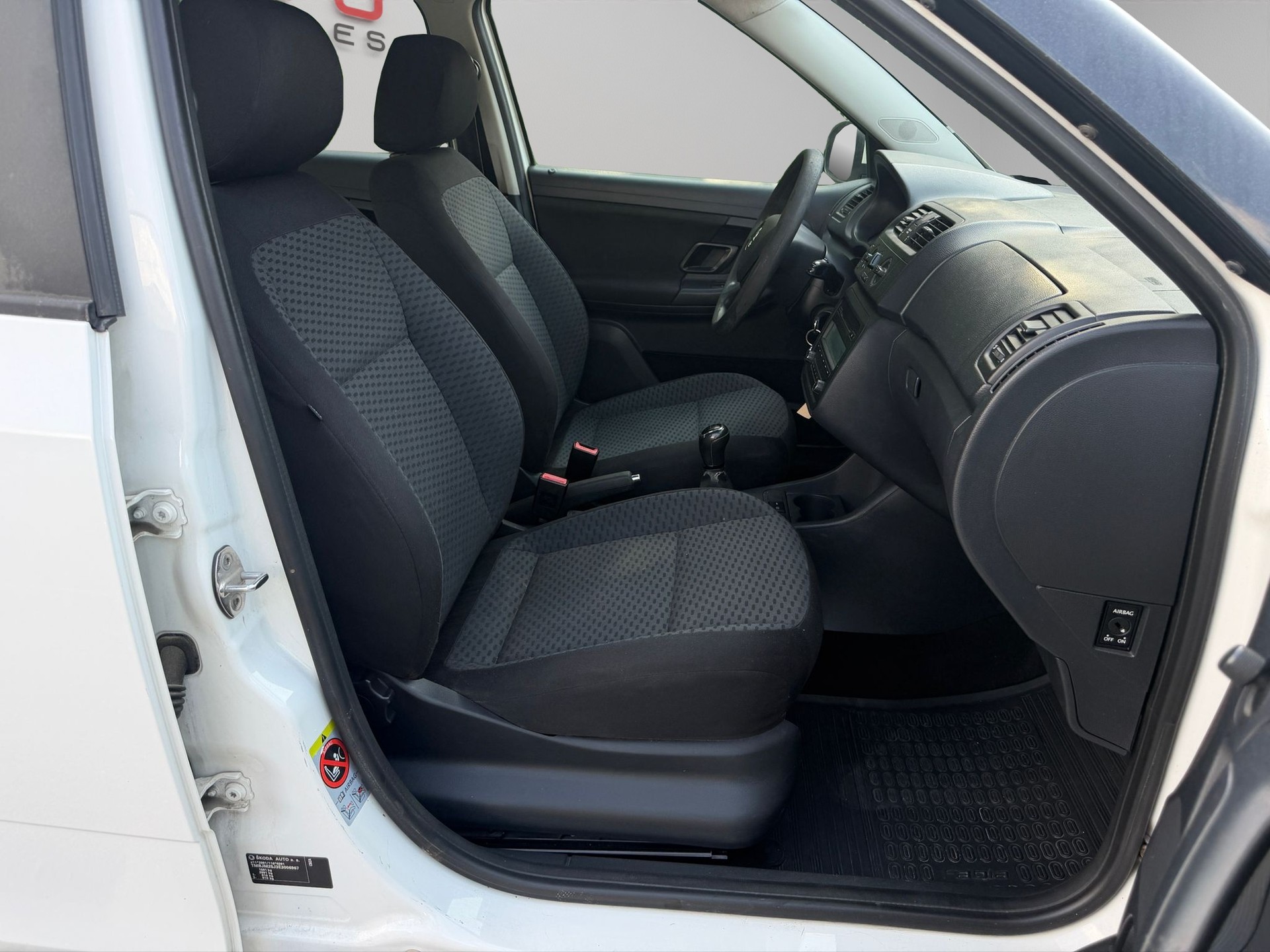 SKODA Fabia 1.2 TSI Family-image-12