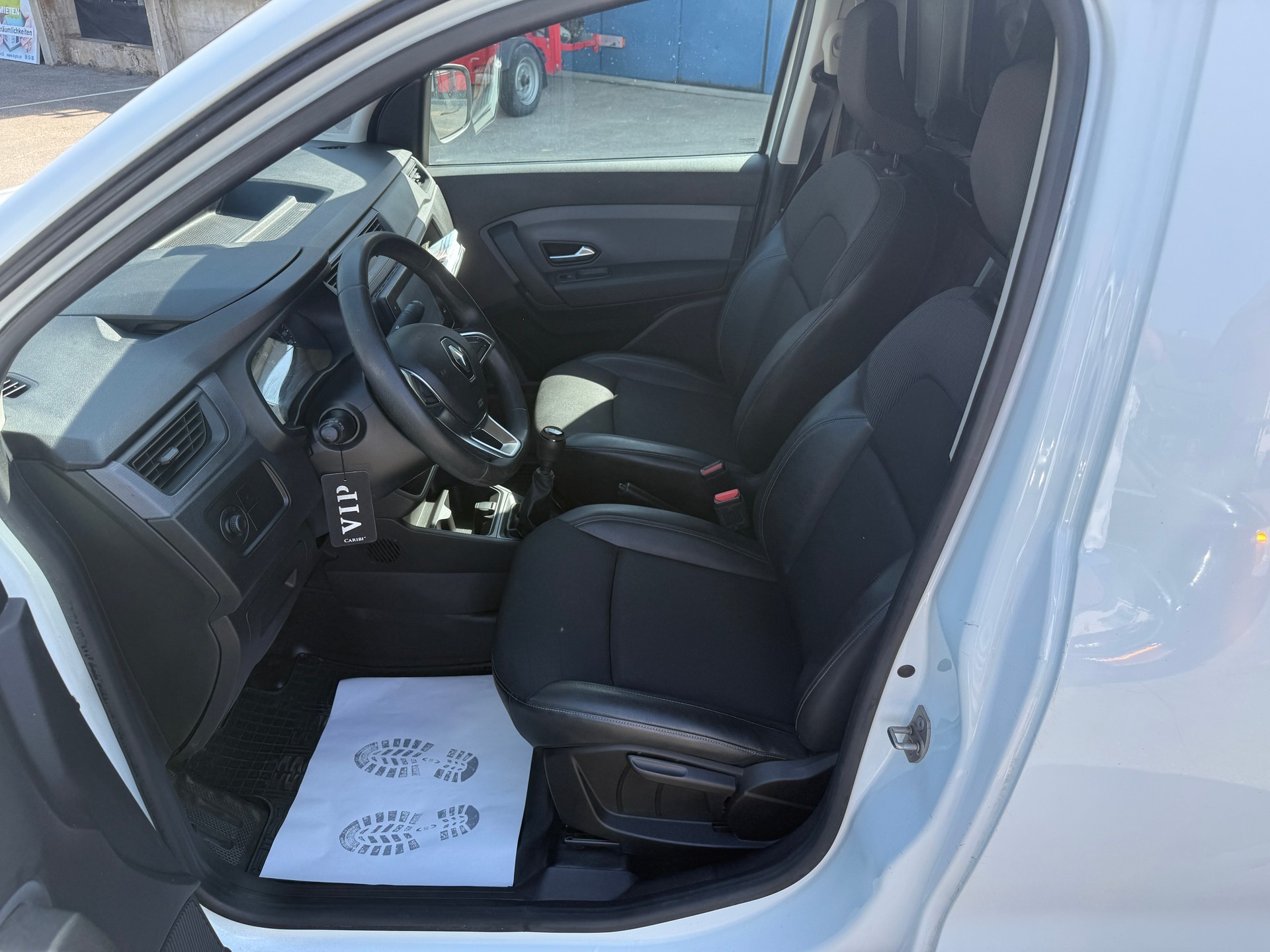 RENAULT Express 1.3TCe 100 PF Access-image-7