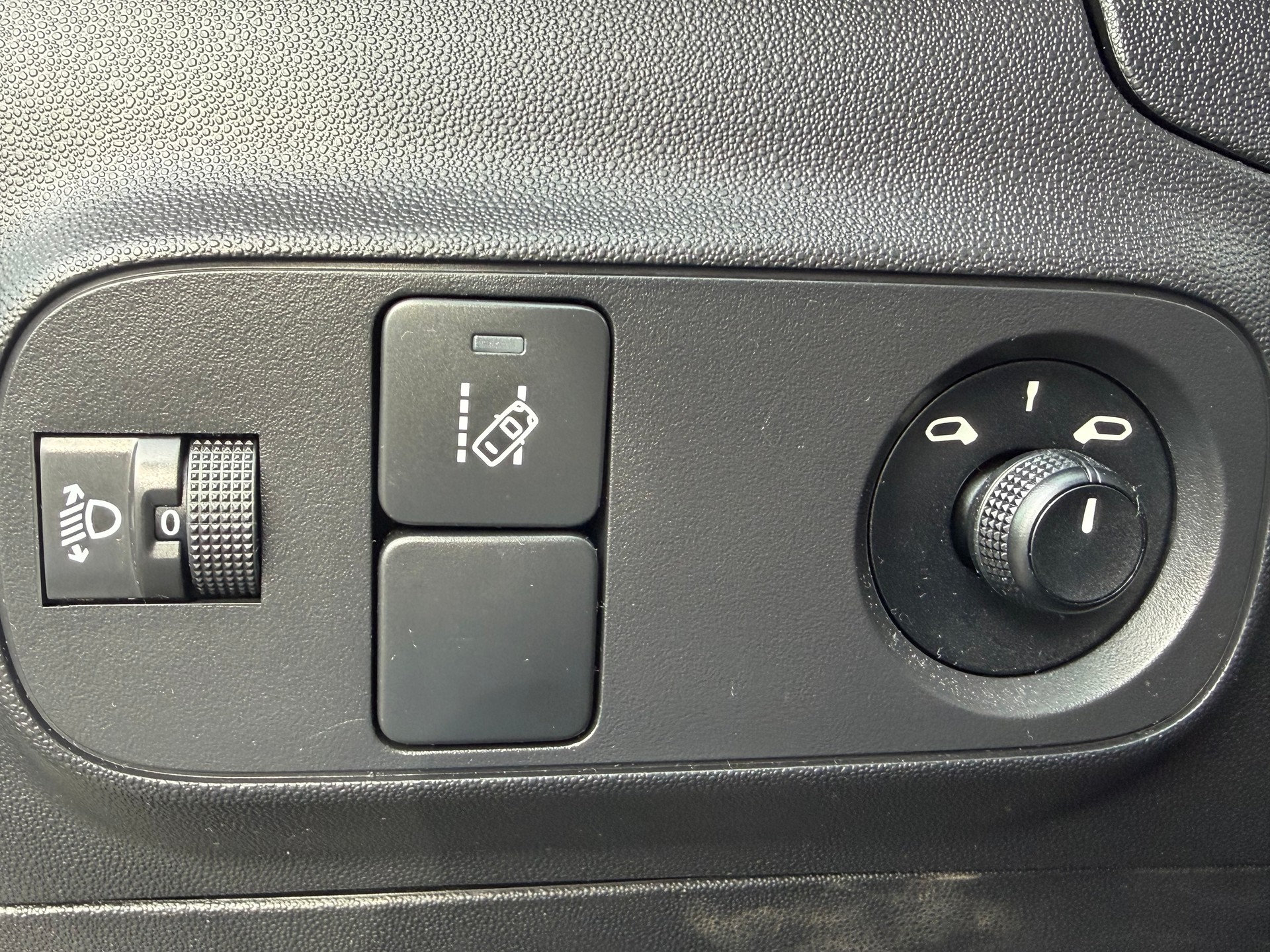 CITROEN C3 1.2i PureTech Feel-image-19