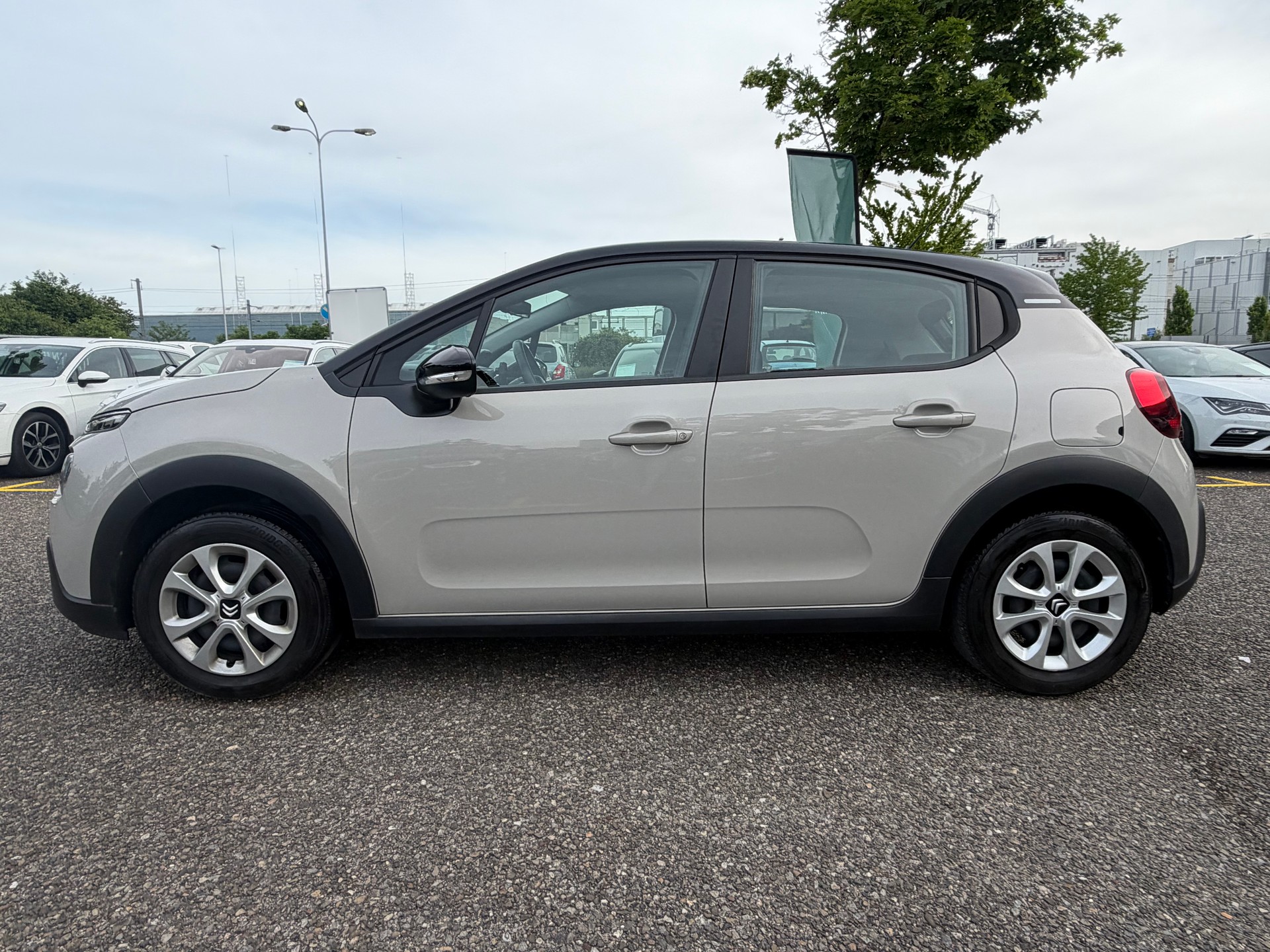 CITROEN C3 1.2i PureTech Feel-image-7