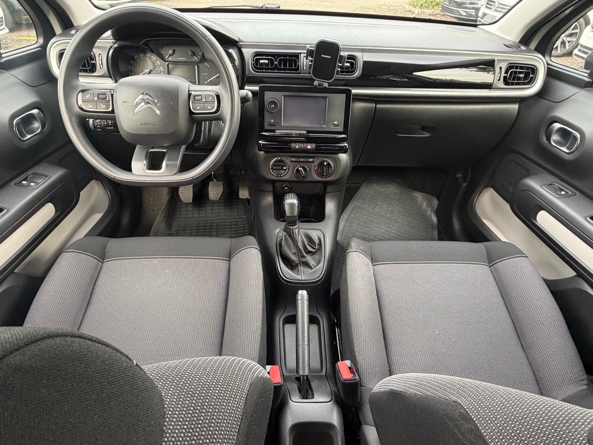 CITROEN C3 1.2i PureTech Feel-image-10