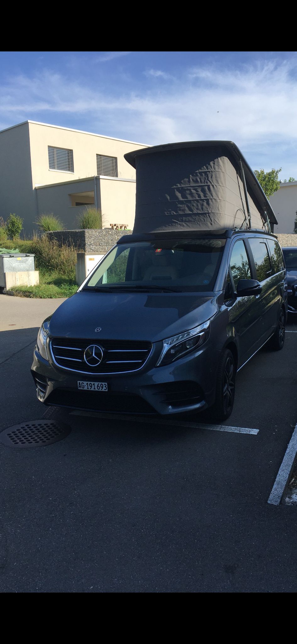 MERCEDES-BENZ 250 d 4matic-image-4