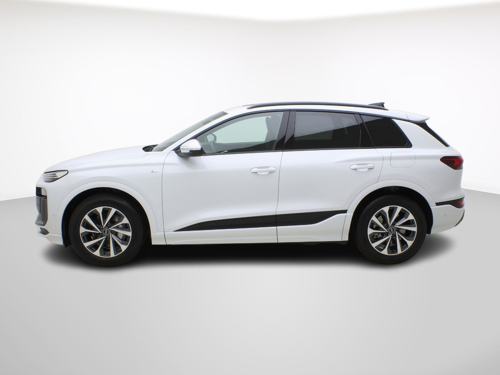 AUDI Q6 e-tron S line quattro **Audi Werksgarantie bis 10/2030**-showroom-element-2