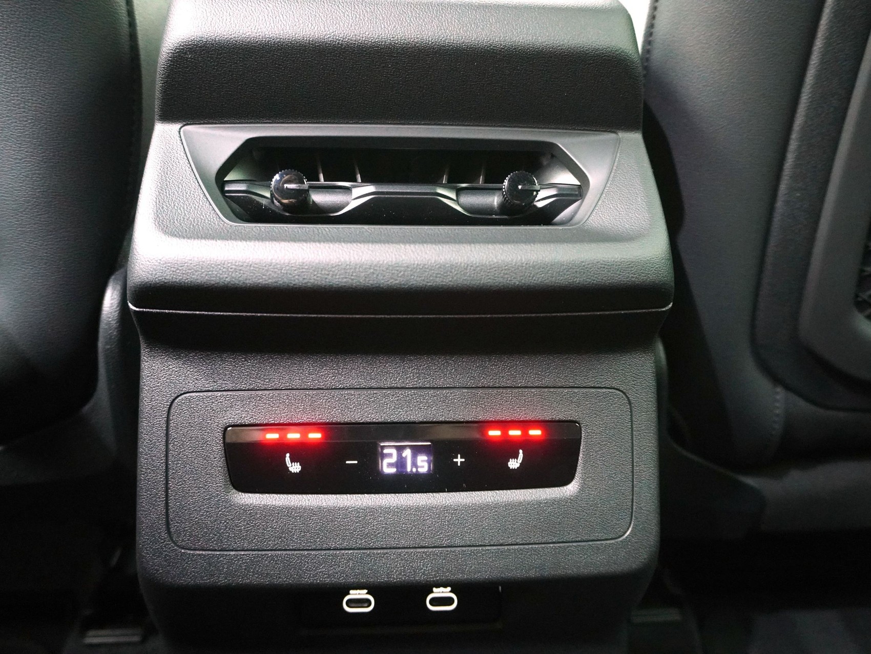 AUDI Q6 e-tron S line quattro **Audi Werksgarantie bis 10/2030**-image-16