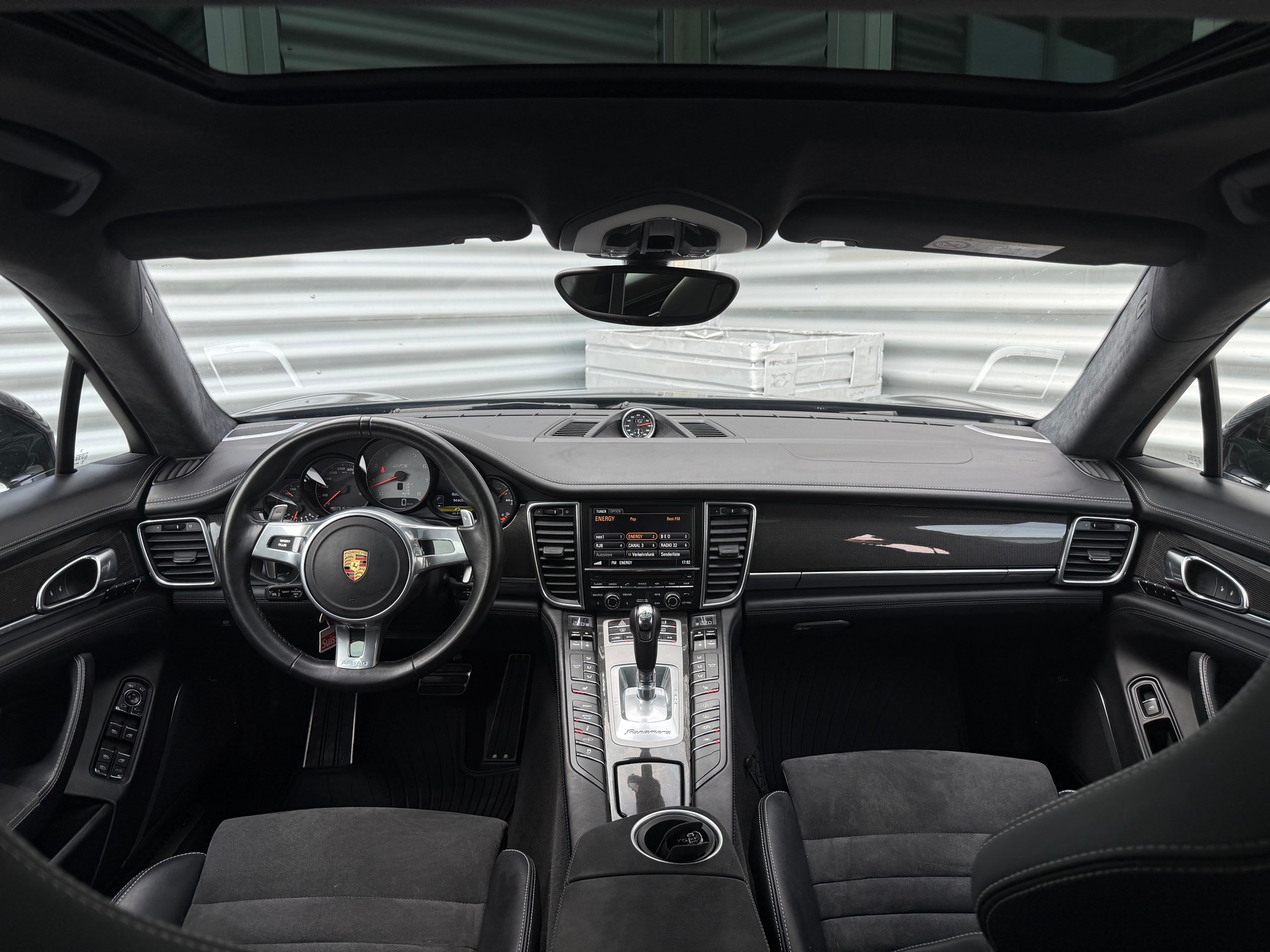 PORSCHE Panamera GTS 4.8 PDK-image-8