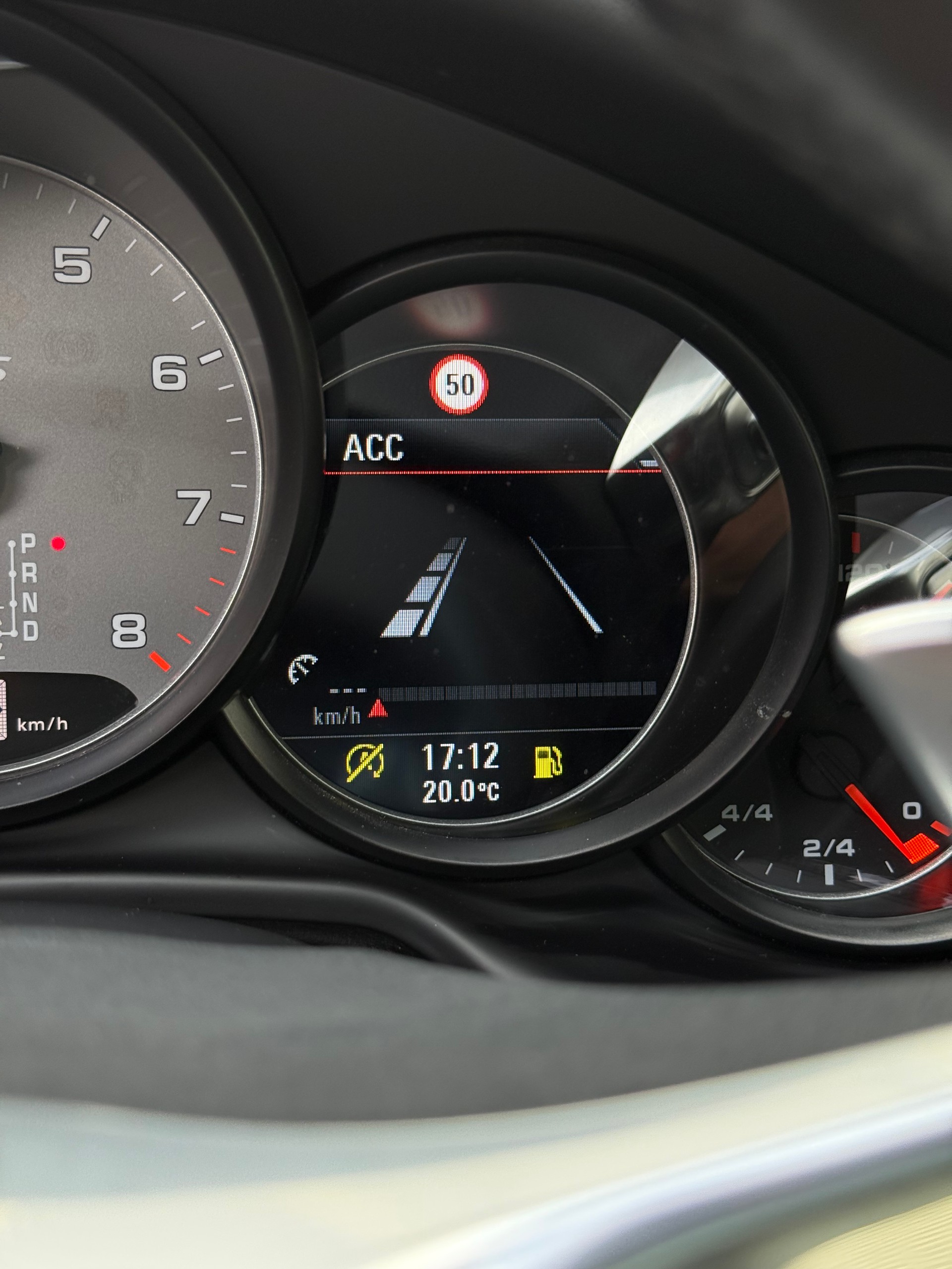 PORSCHE Panamera GTS 4.8 PDK-image-16