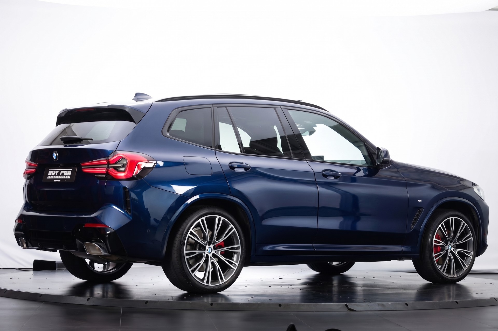 BMW X3 xDrive 48V 20d M Sport Edition Individual Steptronic-image-6