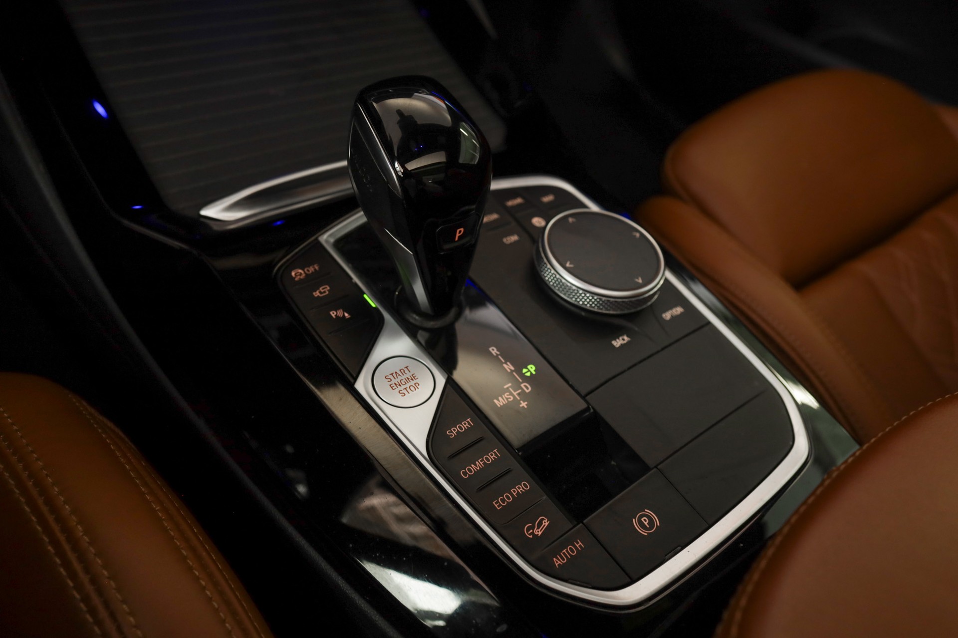 BMW X3 xDrive 48V 20d M Sport Edition Individual Steptronic-image-16