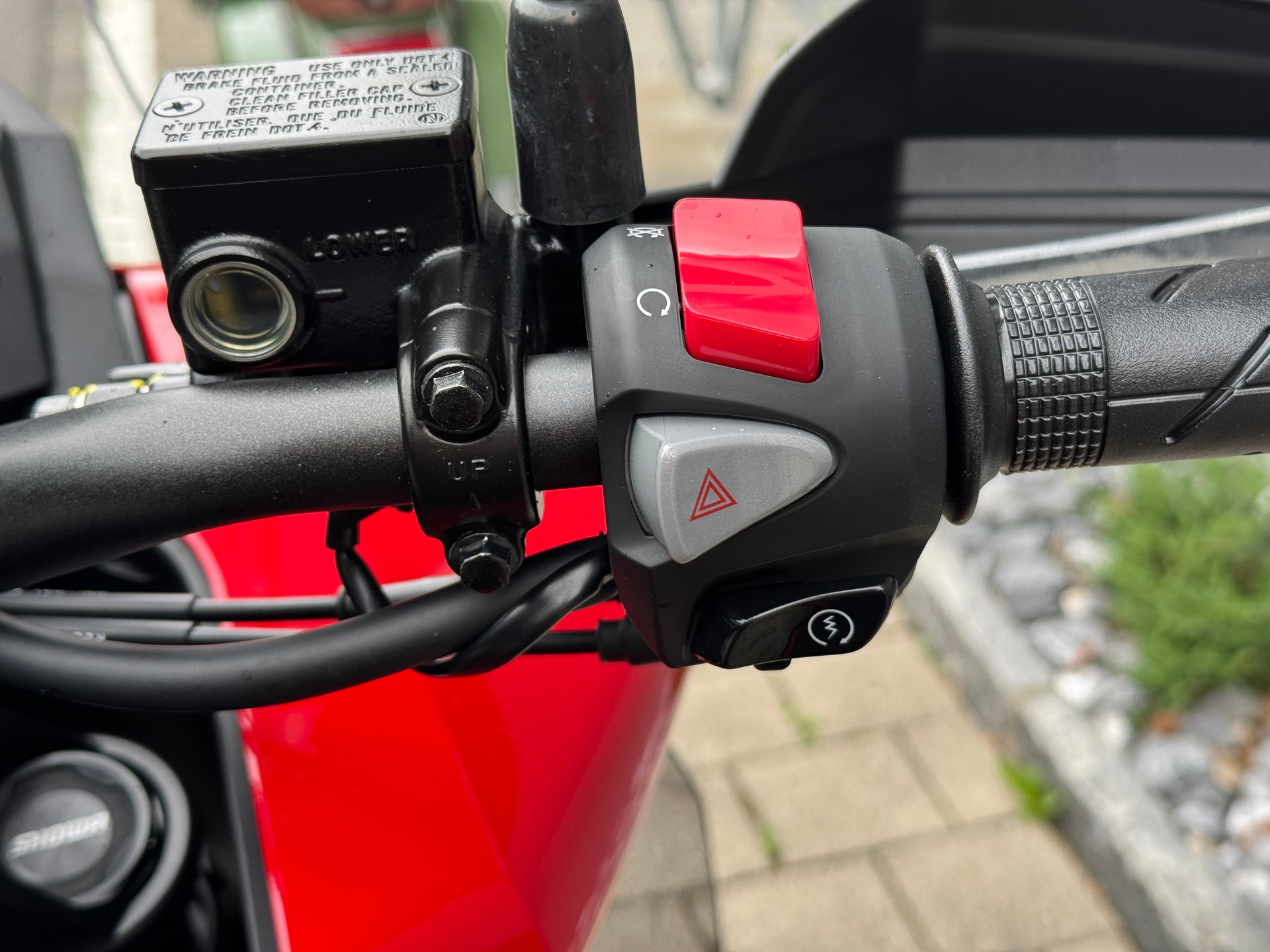 HONDA ADV 350-image-10