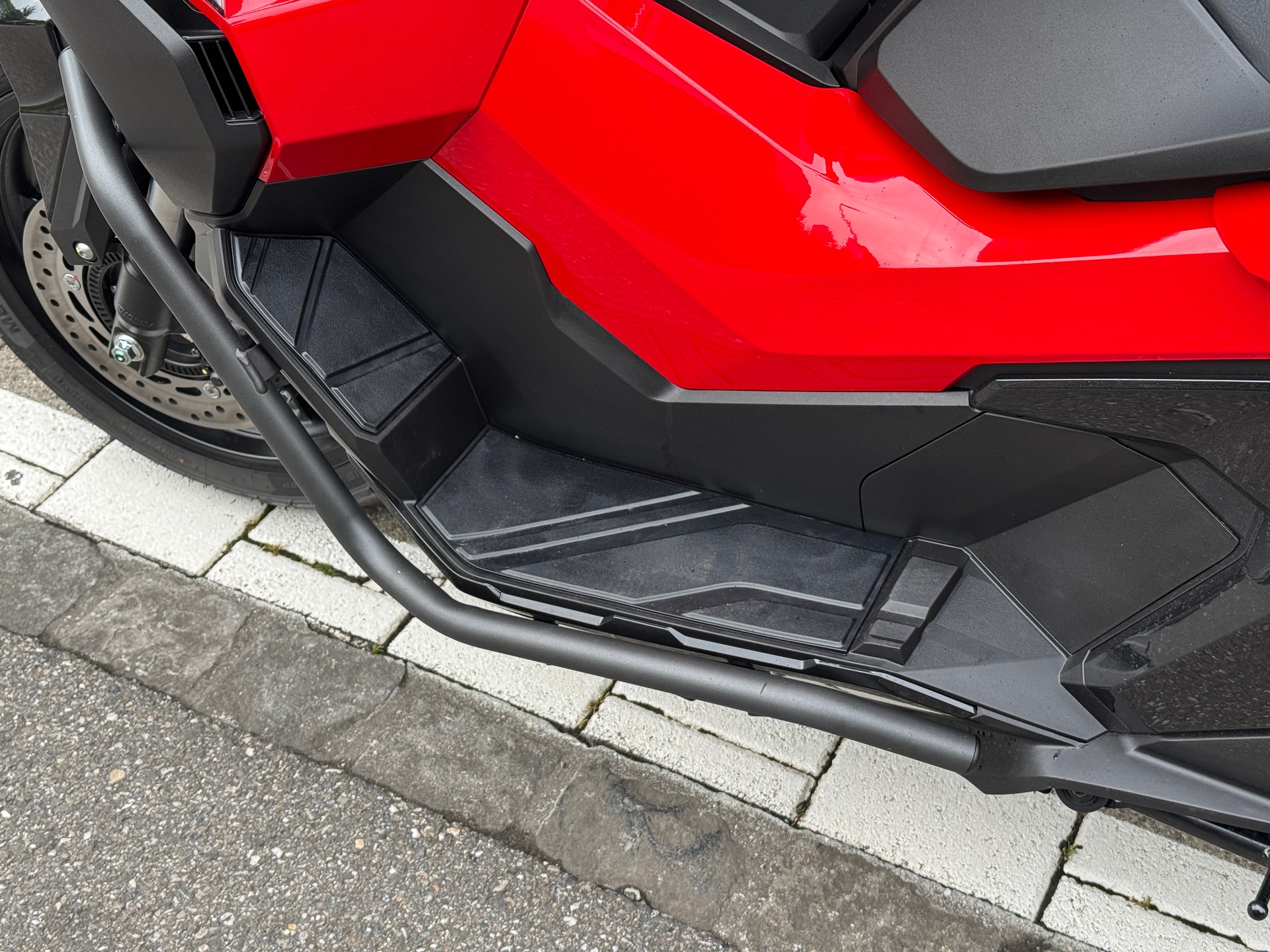 HONDA ADV 350-image-11