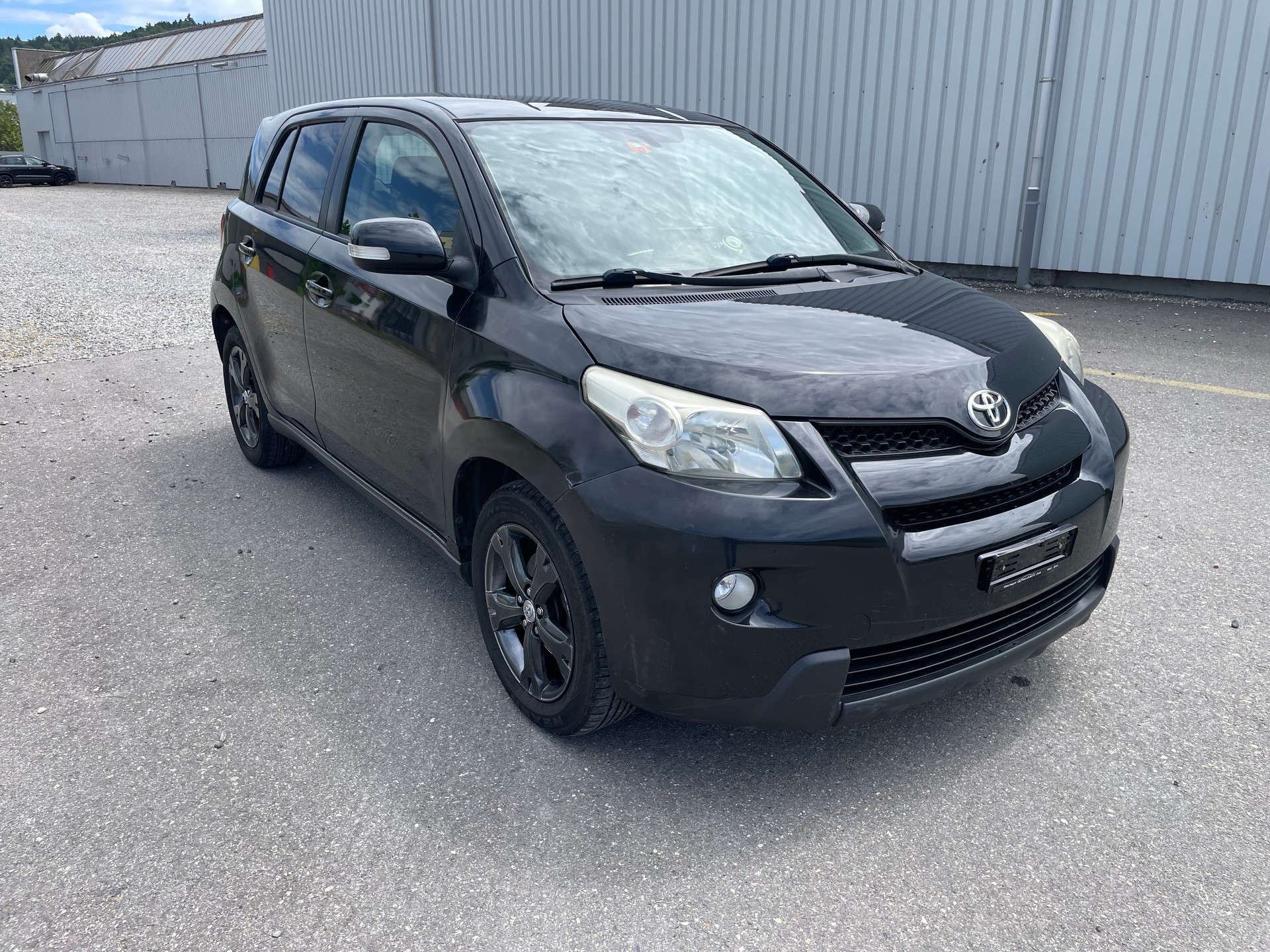 TOYOTA UrbanCruiser 1.4 D-4D Linea Sol 4WD