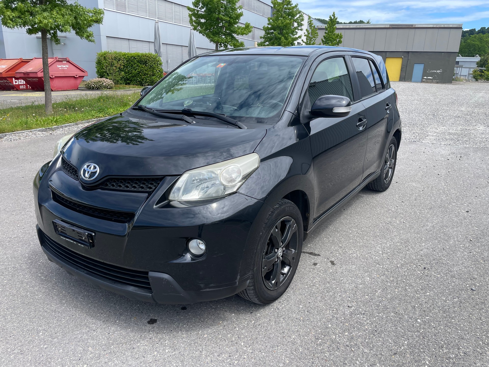 TOYOTA UrbanCruiser 1.4 D-4D Linea Sol 4WD-image-1