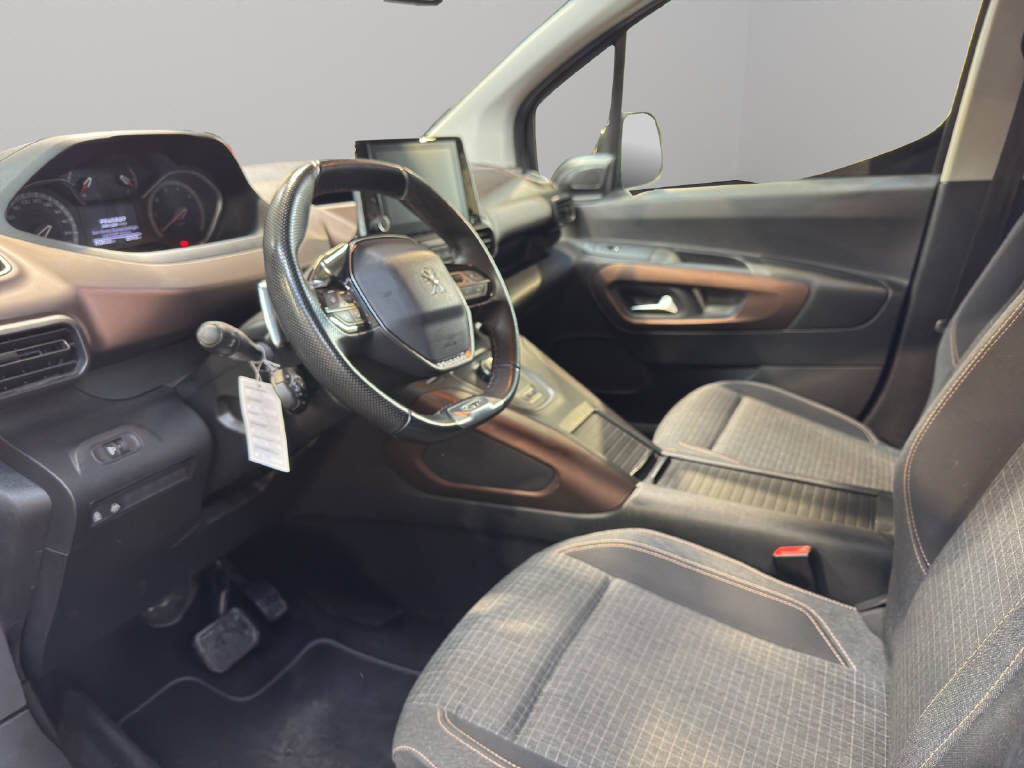 PEUGEOT Rifter 1.2 PureTech 130 GT-image-4