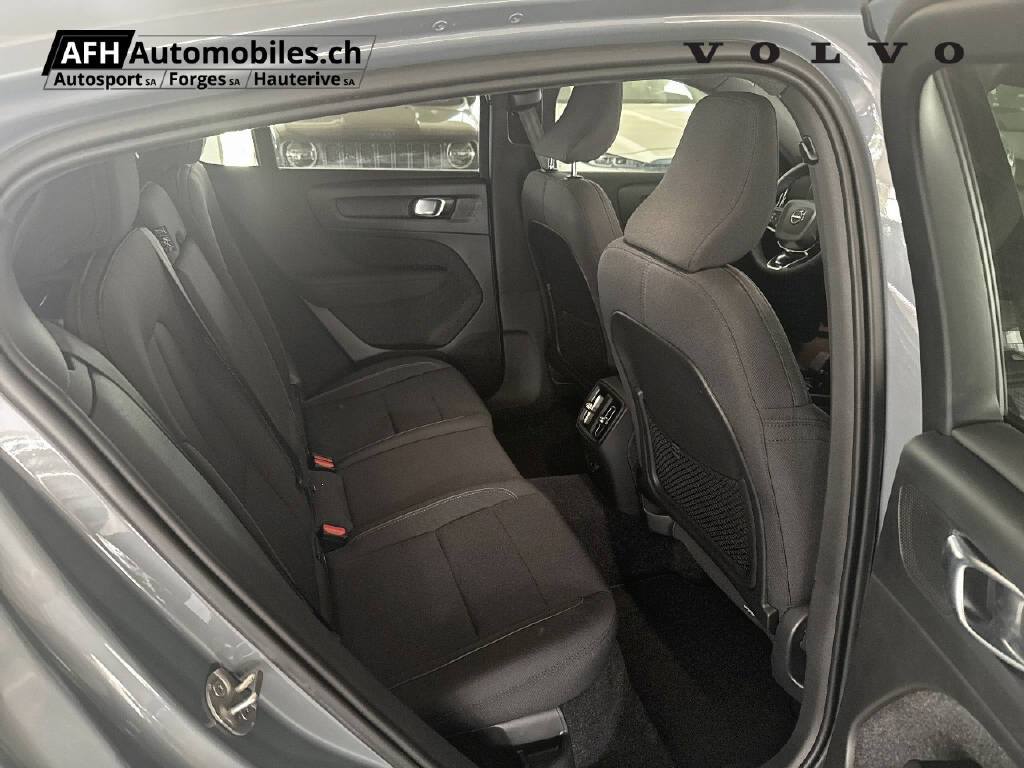 VOLVO C40 P8 Twin Recharge Ultimate AWD-image-15