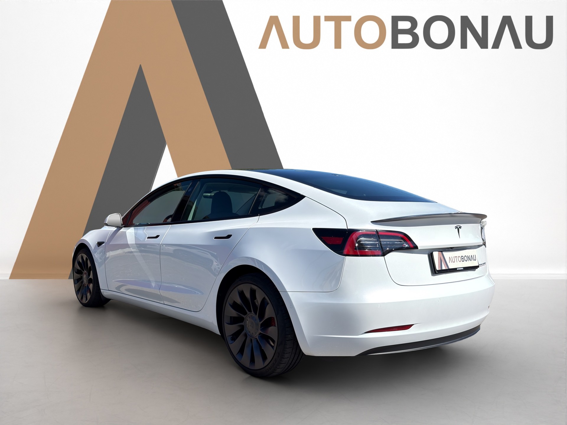 TESLA Model 3 Performance Dual Motor AWD Batterie 93.8%-showroom-element-2