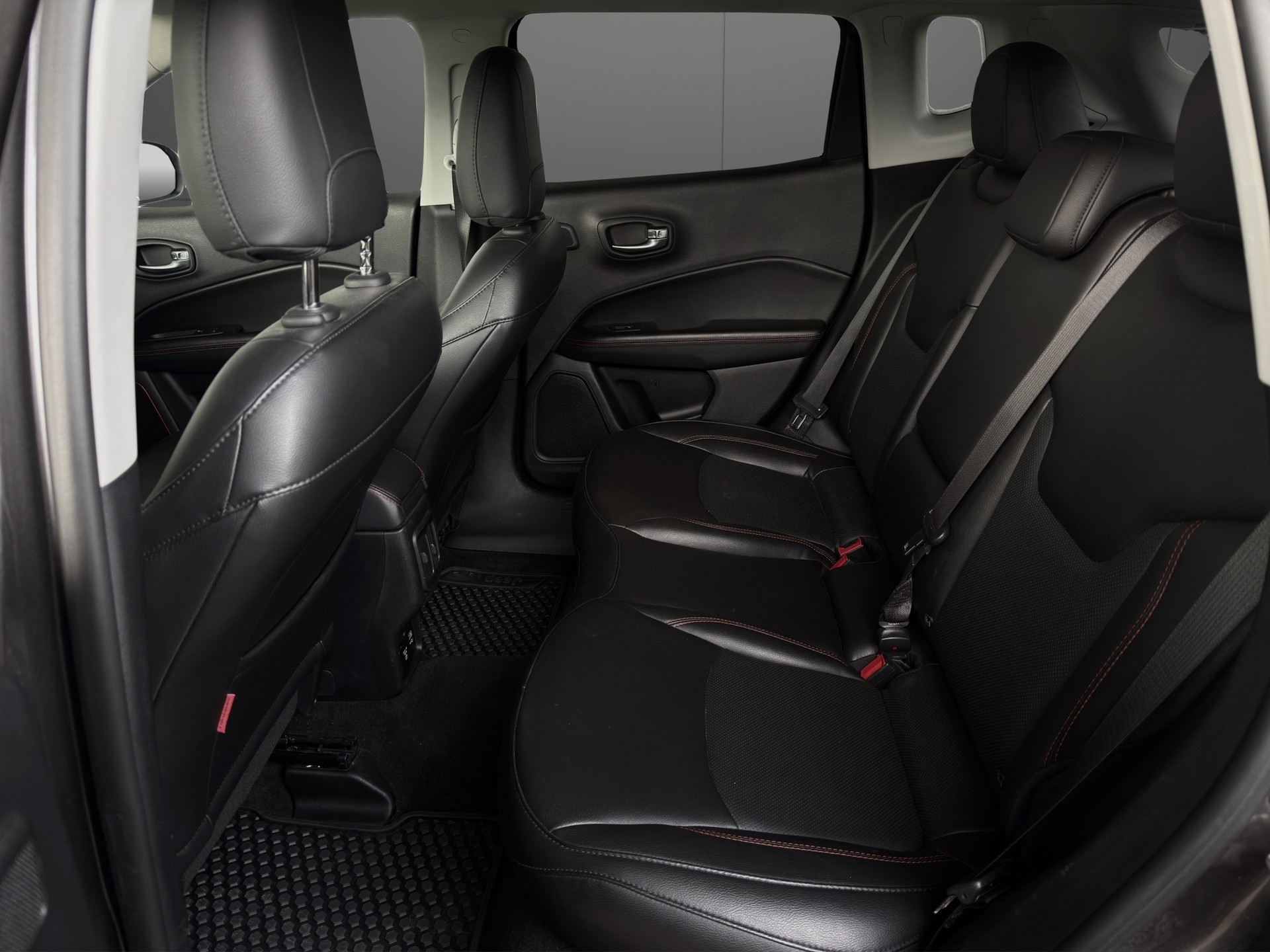 JEEP Compass 2.0CRD Trailhawk AWD 9ATX-image-6