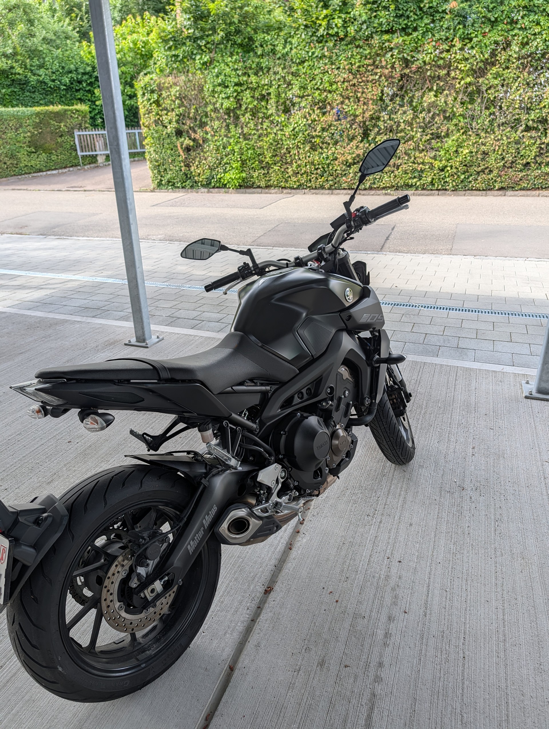 YAMAHA MT-09 ABS-image-2