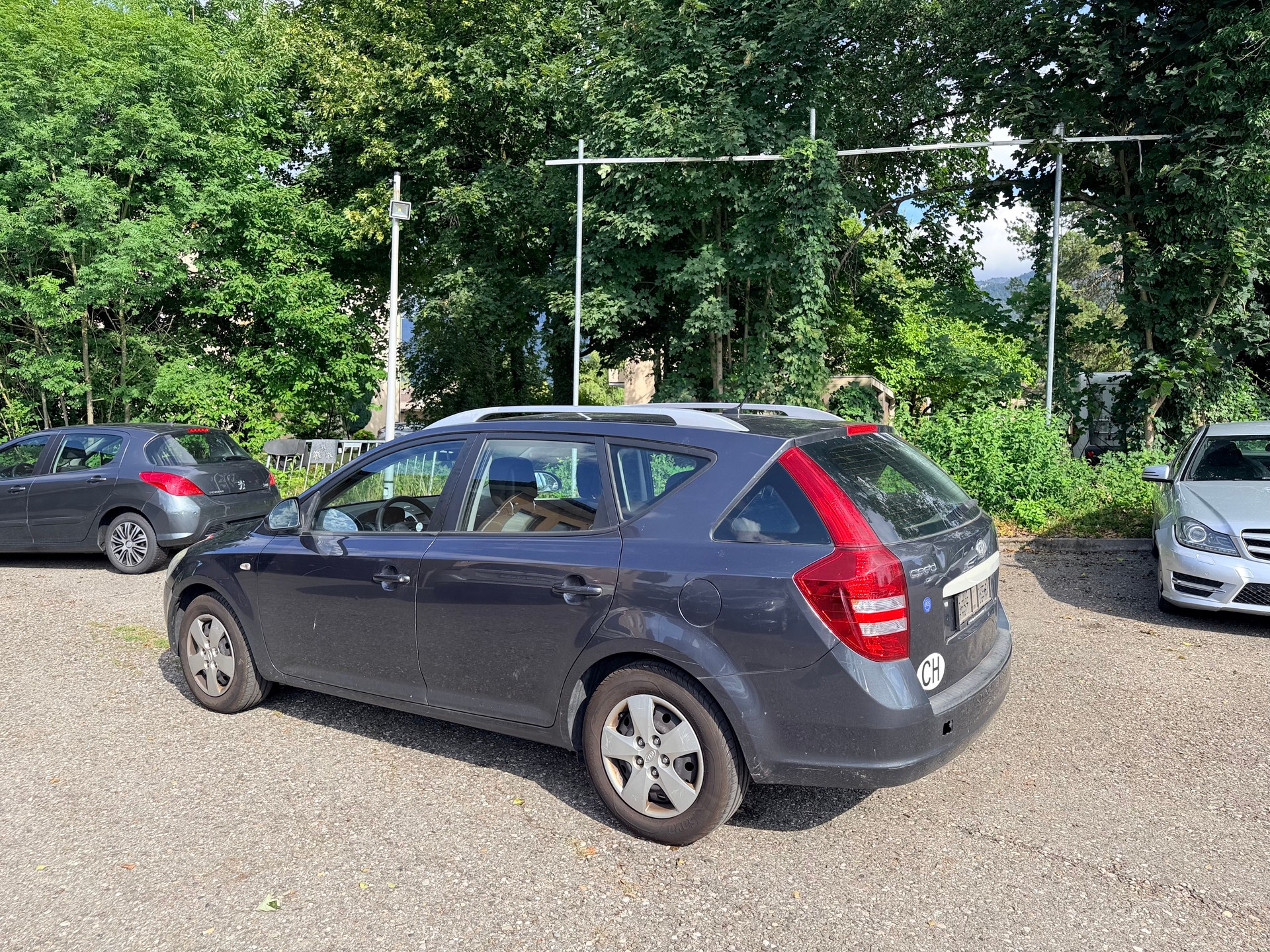KIA Cee'd Sporty Wagon 1.4 16V Eco-image-9