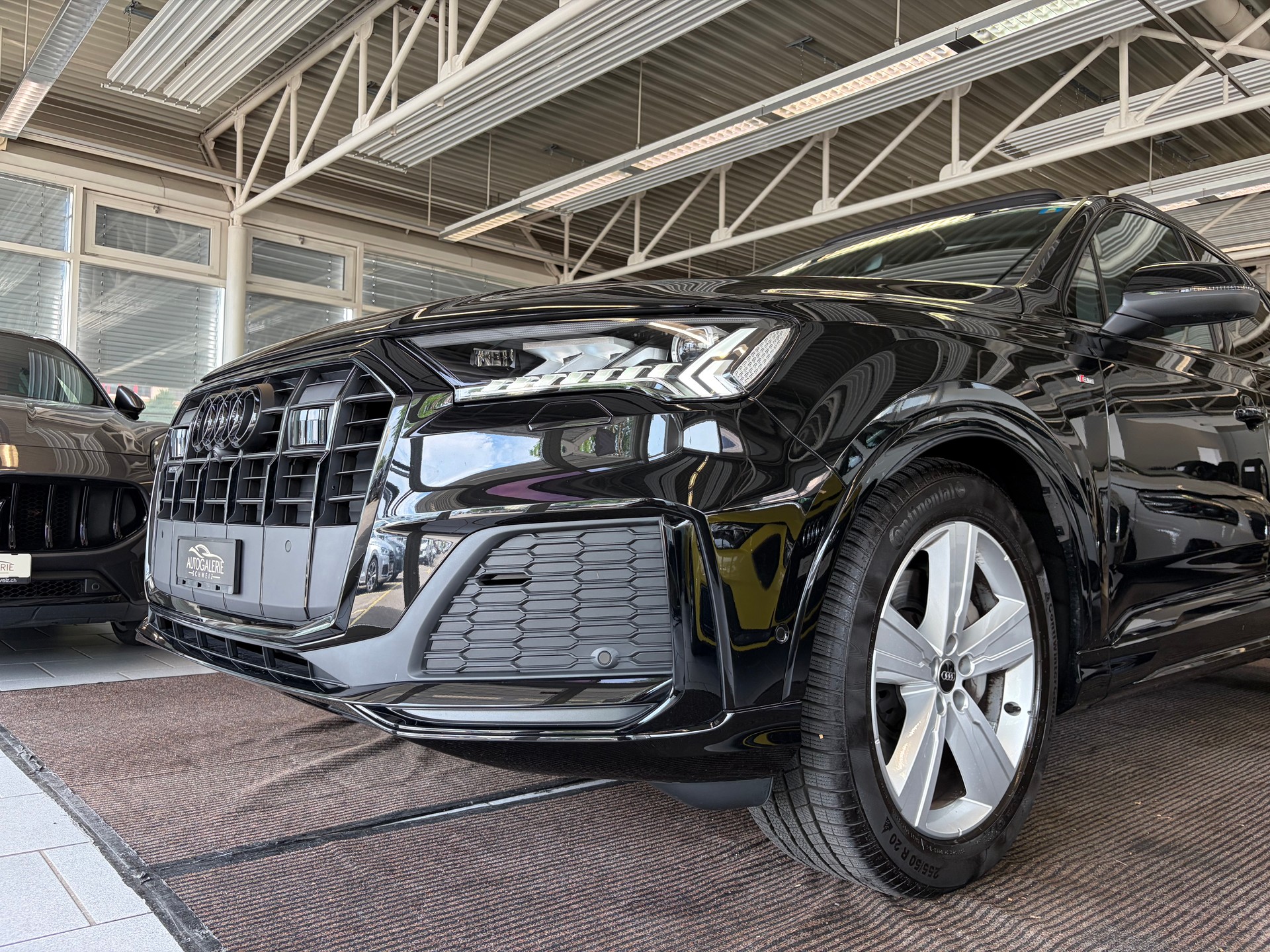 AUDI Q7 50 TDI quattro S Line | CH | Garantie & Free Service | AHK | HeadUp | Pano | 22" | NP: 135K |-image-39