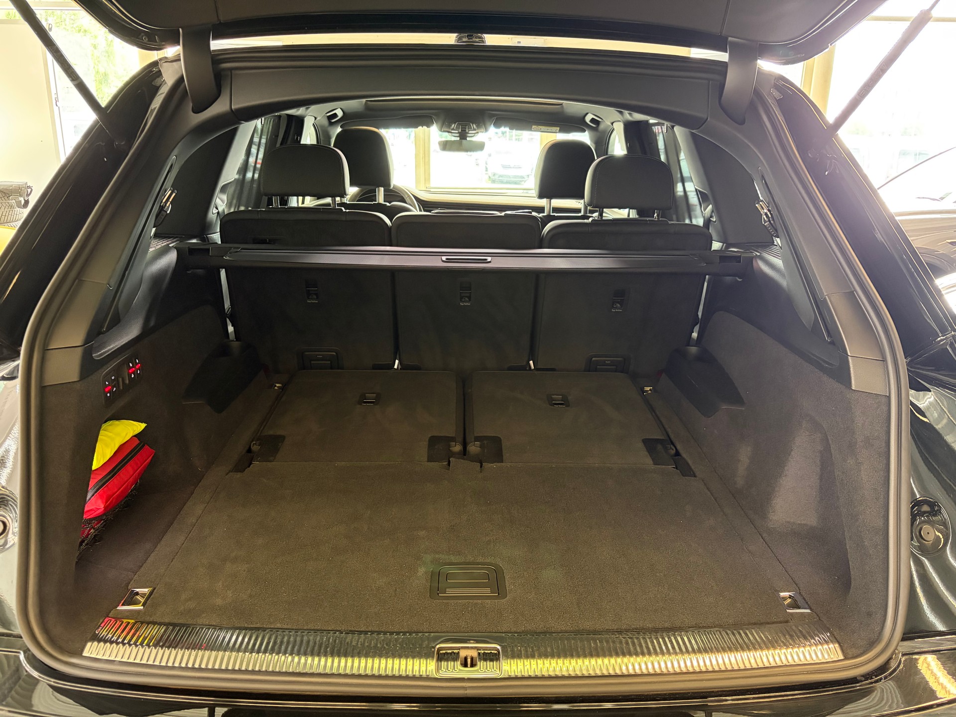 AUDI Q7 50 TDI quattro S Line | CH | Garantie & Free Service | AHK | HeadUp | Pano | 22" | NP: 135K |-image-27
