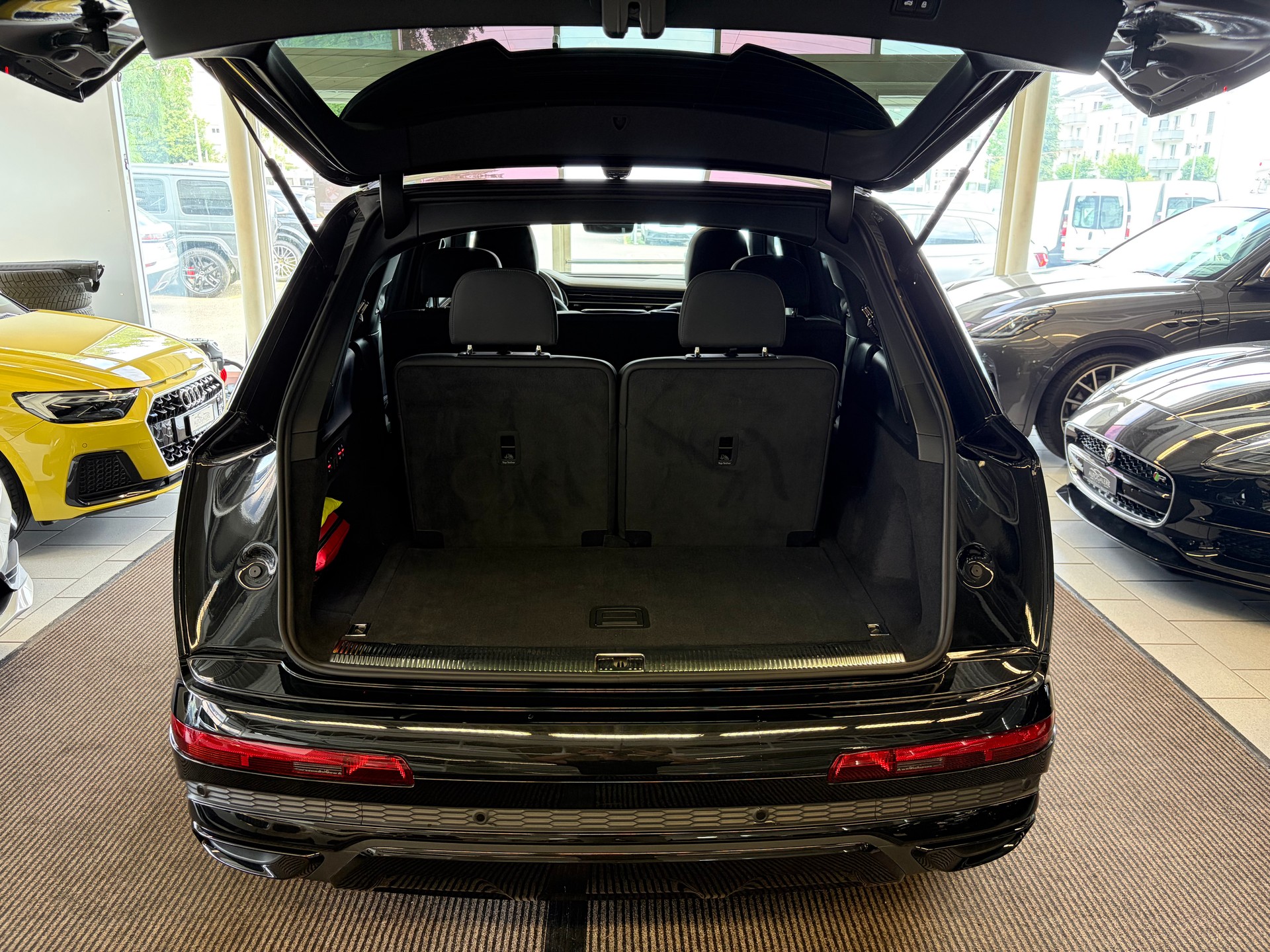 AUDI Q7 50 TDI quattro S Line | CH | Garantie & Free Service | AHK | HeadUp | Pano | 22" | NP: 135K |-image-26