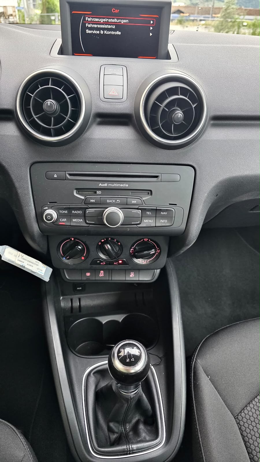 AUDI A1 Sportback 1.2 TFSI Ambition-image-10