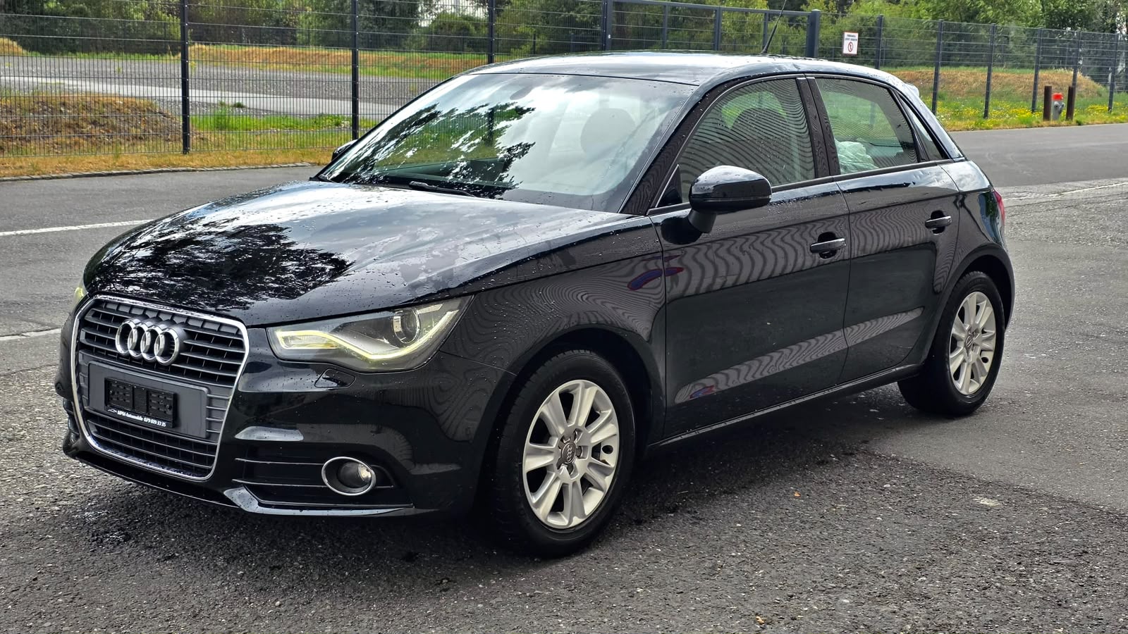 AUDI A1 Sportback 1.2 TFSI Ambition-image-2
