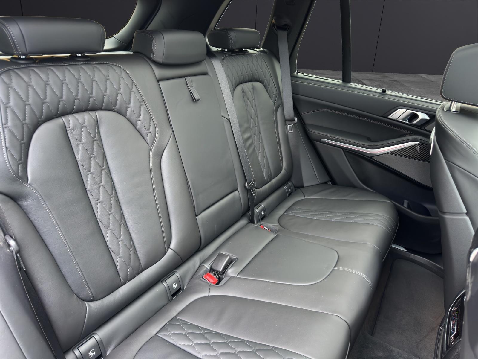 BMW X5 50e xDrive SAG-image-12