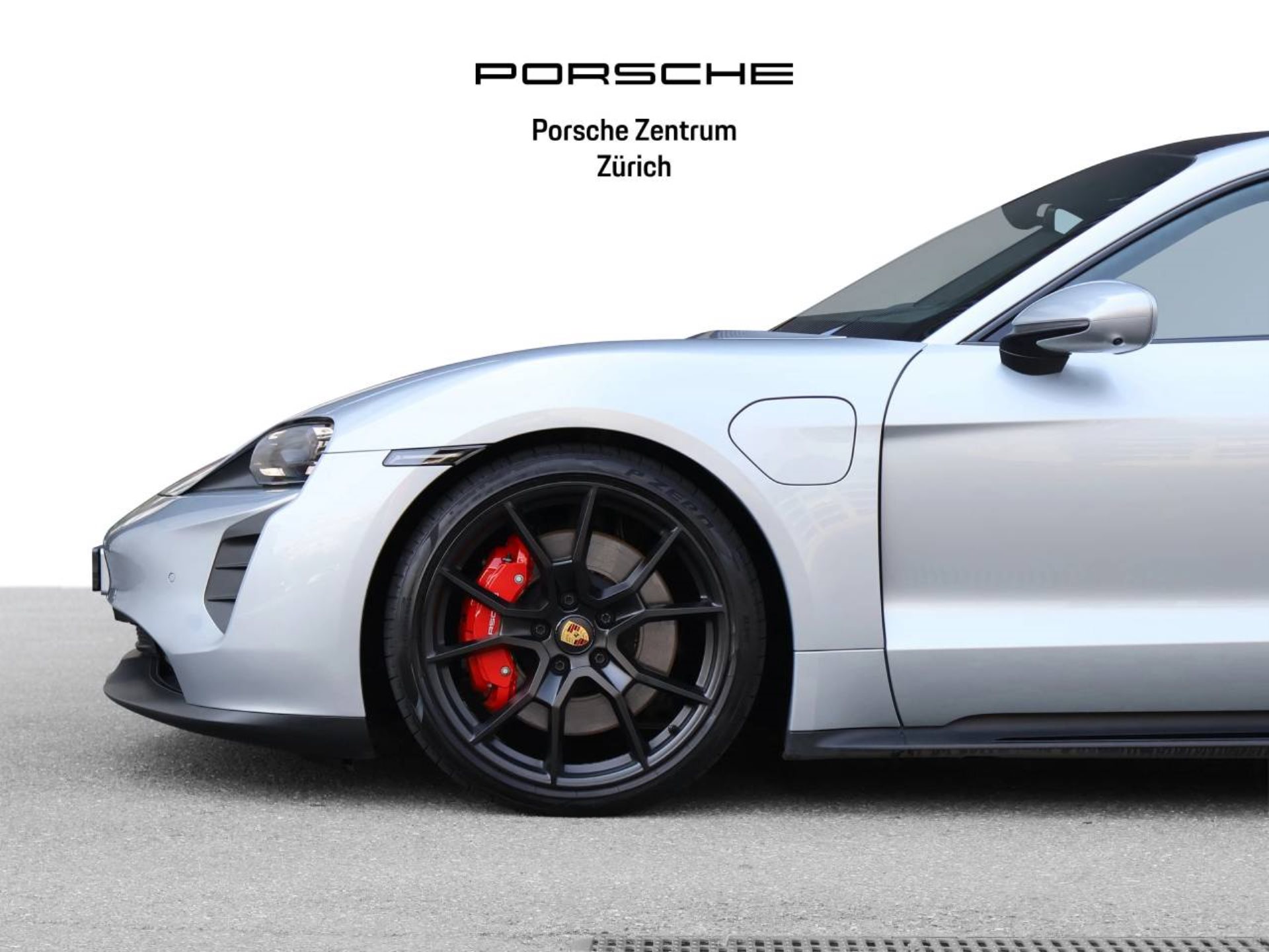 PORSCHE Taycan GTS Sport Turismo-image-8