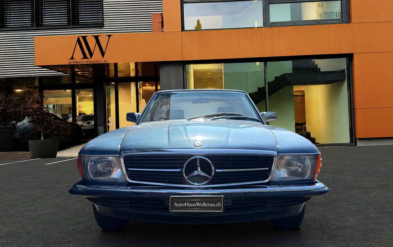 MERCEDES-BENZ 280 SL / Veteranenfahrzeug-showroom-element-1