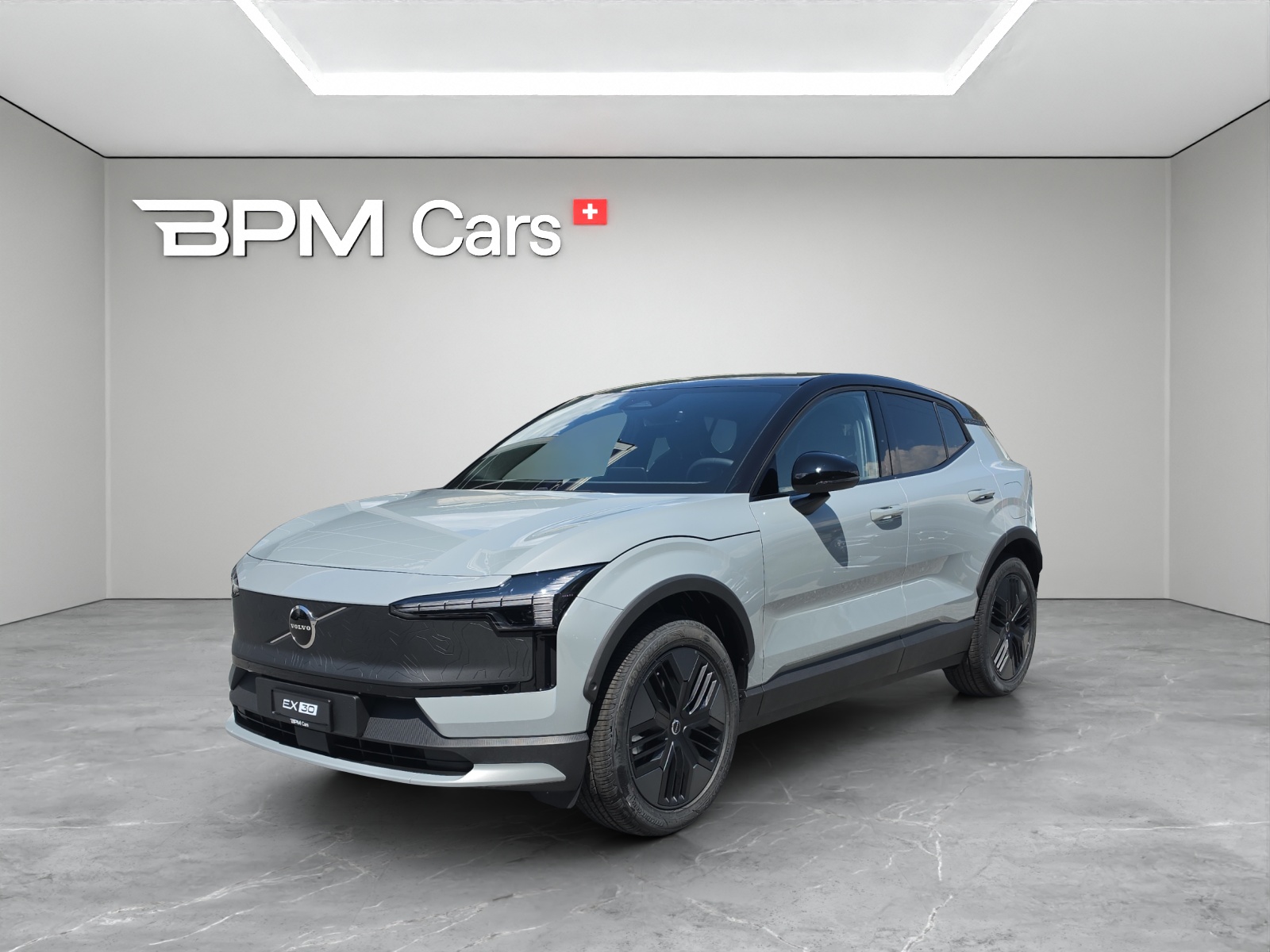 VOLVO EX30 Cross Country P8 69 kWh AWD Plus