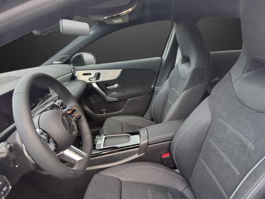 MERCEDES-BENZ A 220 d 8G-DCT-image-6