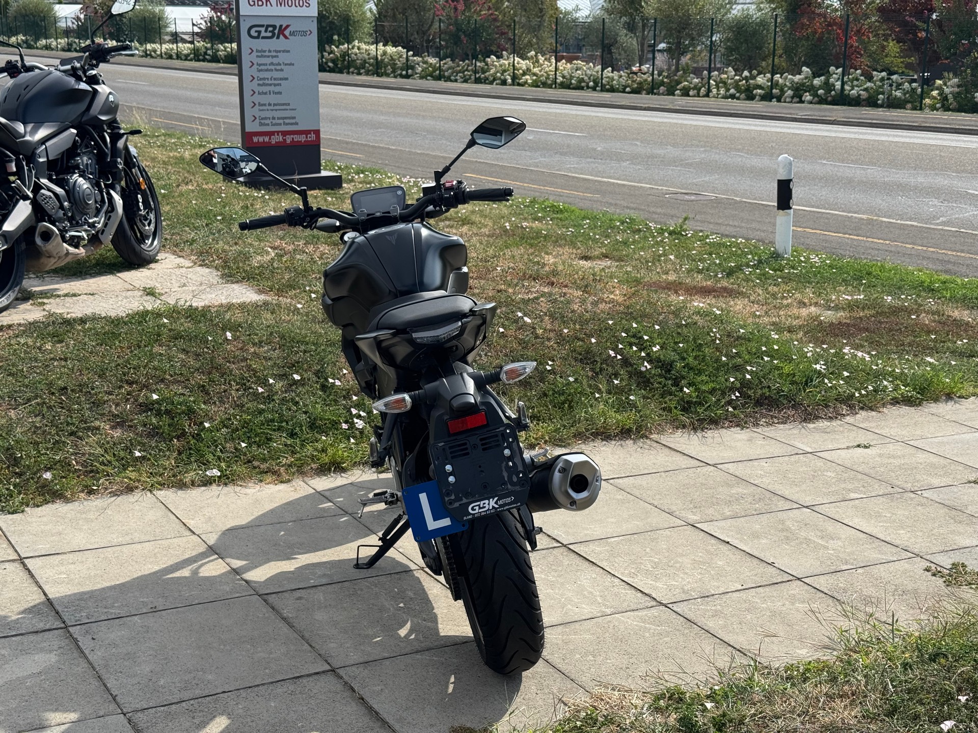 YAMAHA MT-125 ABS-image-2