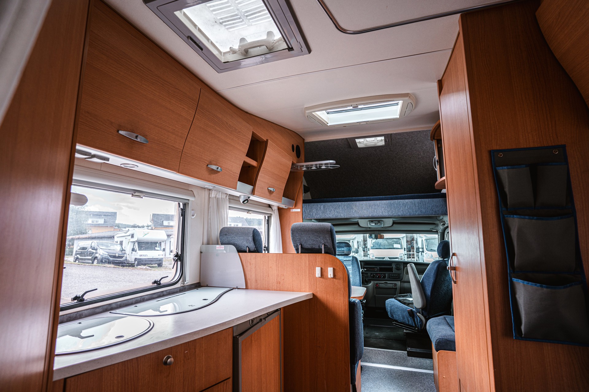 RENAULT Knaus Sun Traveller / Ab MFK-image-7