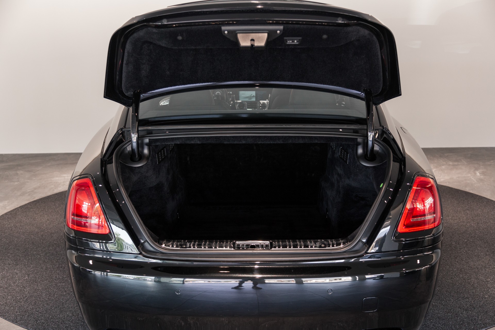 ROLLS-ROYCE Wraith 6.6 V12-image-18