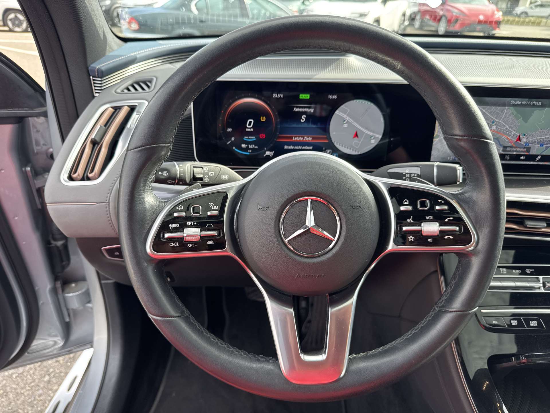 MERCEDES-BENZ EQC 400 408PS 4Matic Automat-image-13