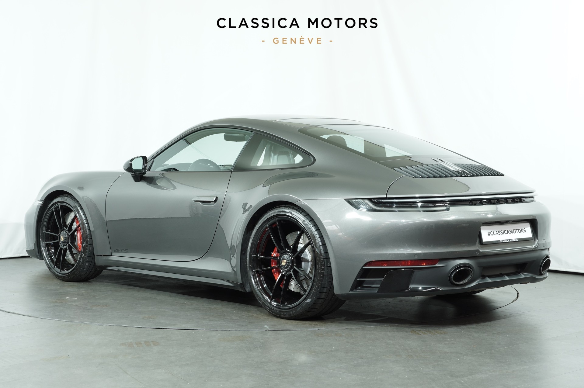 PORSCHE 911 Carrera 4 GTS PDK-image-5