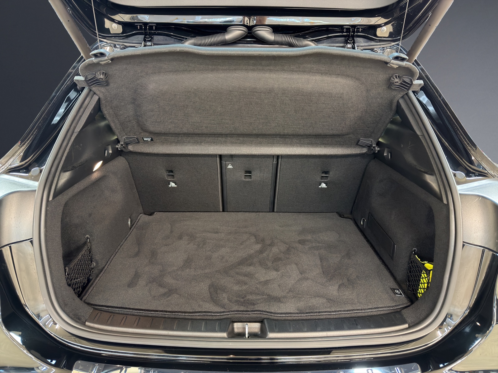 MERCEDES-BENZ GLA 35 AMG 4Matic-image-17