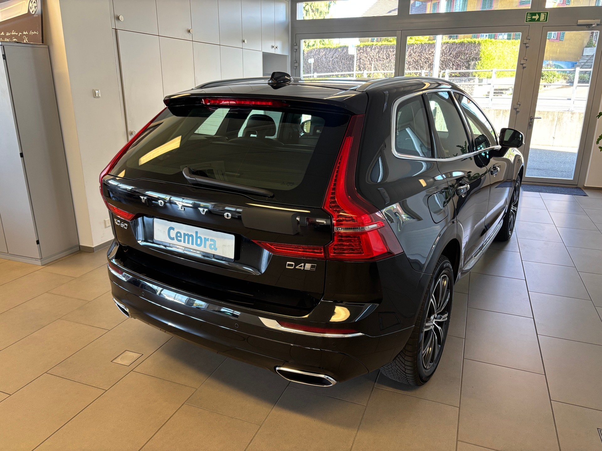 VOLVO XC60 D4 AWD Inscription Geartronic-showroom-element-2