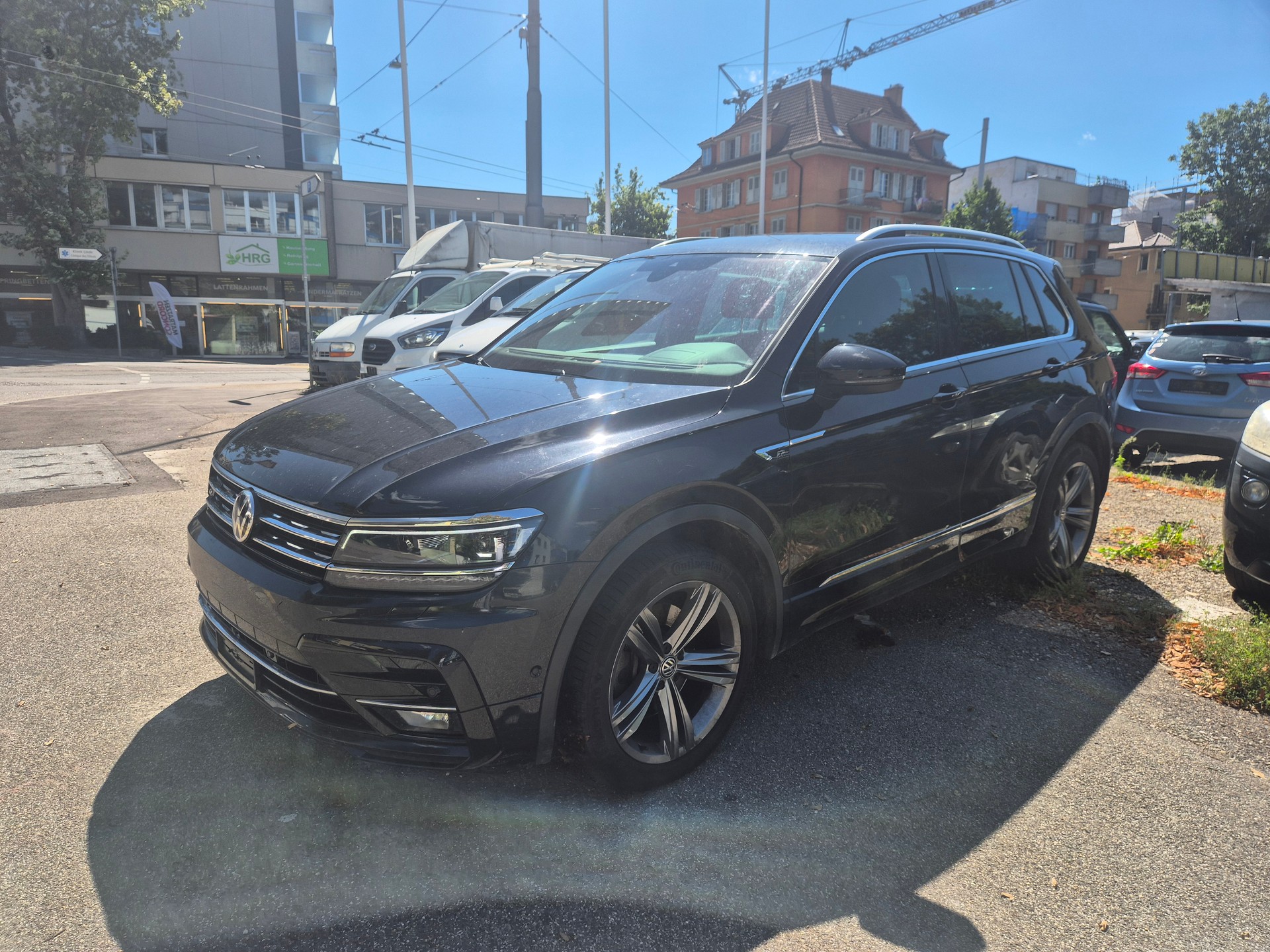 VW Tiguan 2.0 TDI SCR R-line 4Motion DSG-image-1