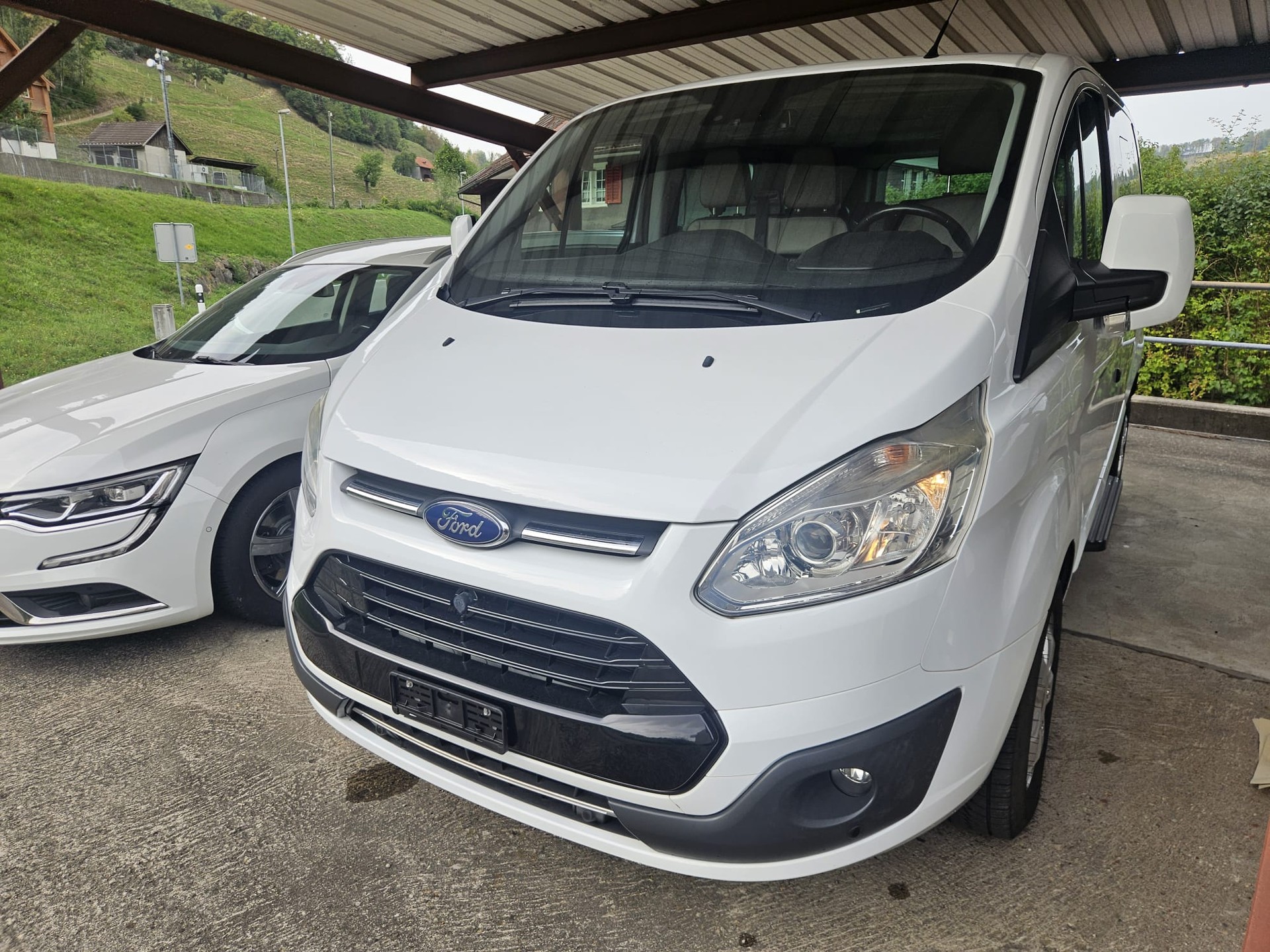 FORD Tourneo Custom 310 L1H1 Titanium