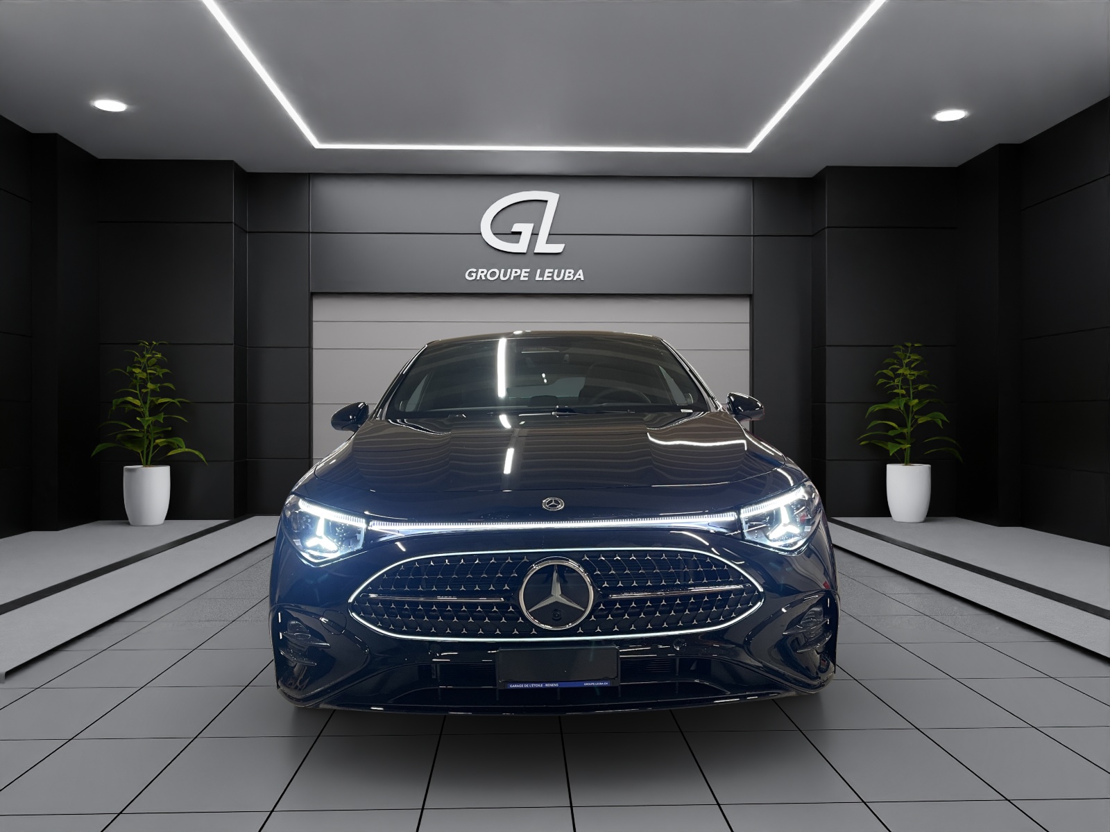 MERCEDES-BENZ CLA 220 8G-DCT 4Matic-showroom-element-1