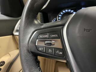 BMW 330e xDrive Steptronic (62)-image-26
