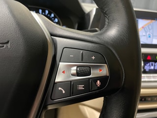BMW 330e xDrive Steptronic (62)-image-23