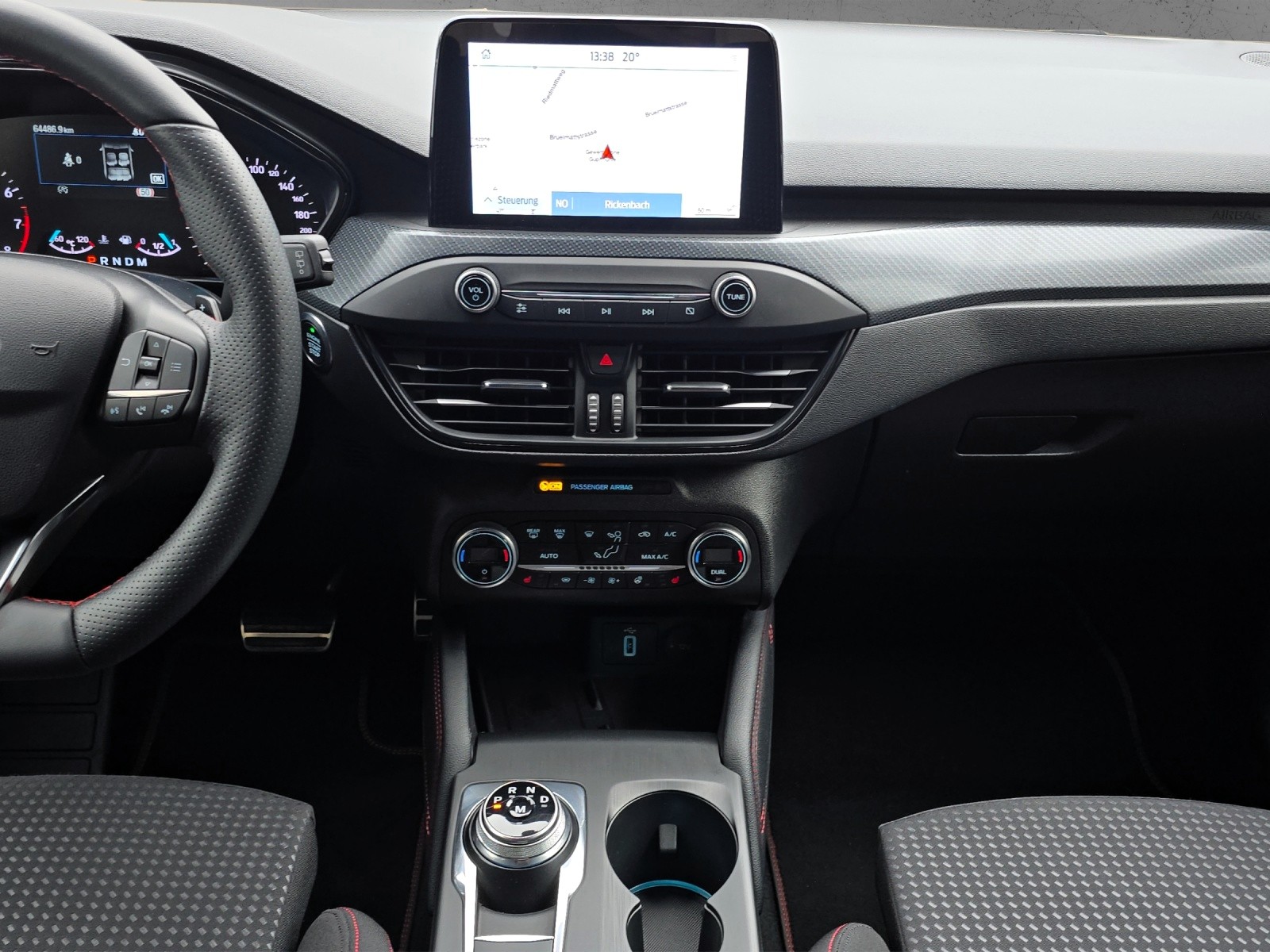 FORD Focus 1.5 SCTi ST Line X Automatic-image-12
